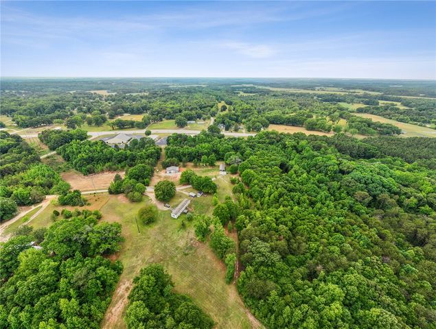 109 Wilton E. Hall Road, Starr, SC 29684