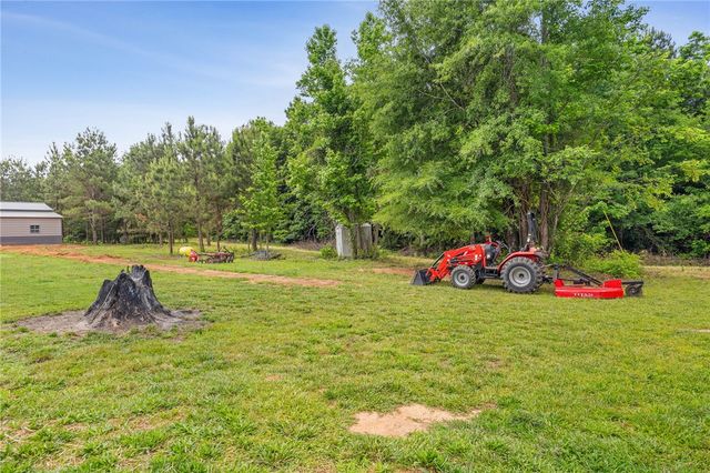 109 Wilton E. Hall Road, Starr, SC 29684
