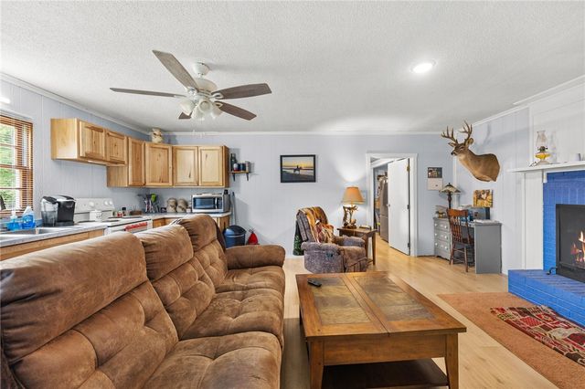 109 Wilton E. Hall Road, Starr, SC 29684