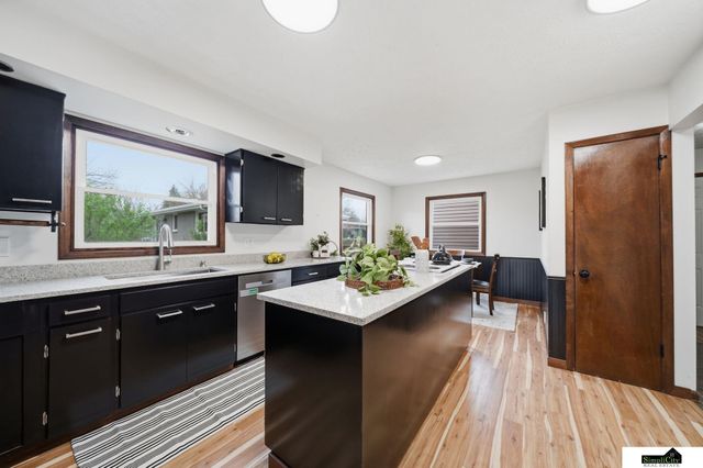 3621 Lowell Avenue, Lincoln, NE 68506