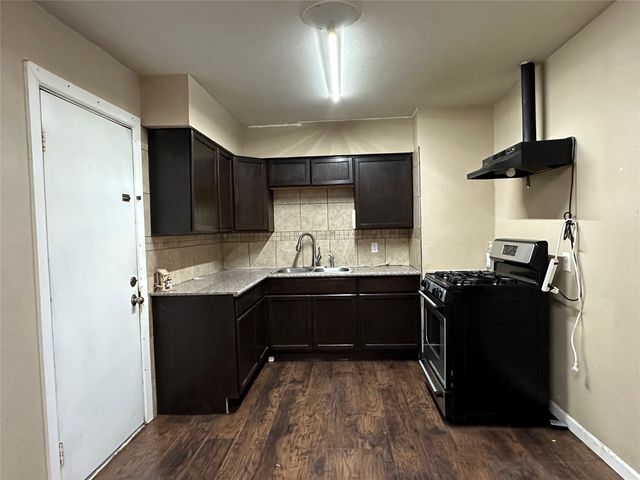 4156 Daniel Lane, Lancaster, TX 75134