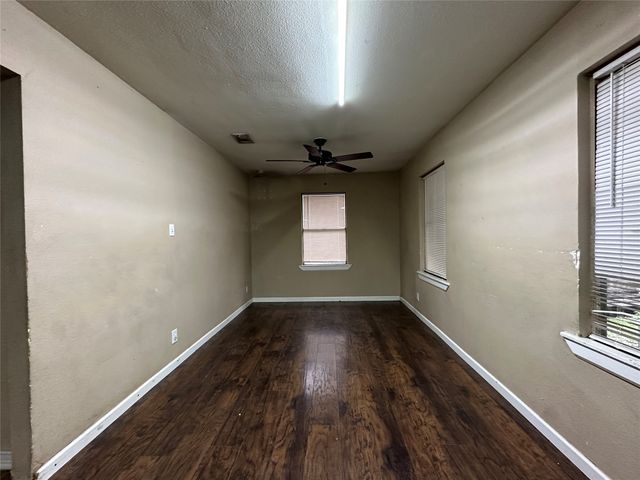 4156 Daniel Lane, Lancaster, TX 75134