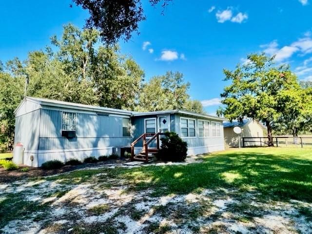 559 SW 15TH COURT, Bell, FL 32619