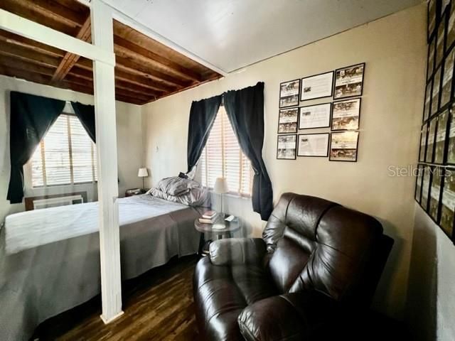 559 SW 15TH COURT, Bell, FL 32619