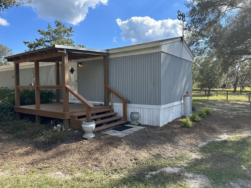 559 SW 15TH COURT, Bell, FL 32619