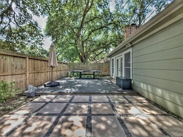15715 Tumbling Rapids Drive, Houston, TX 77084