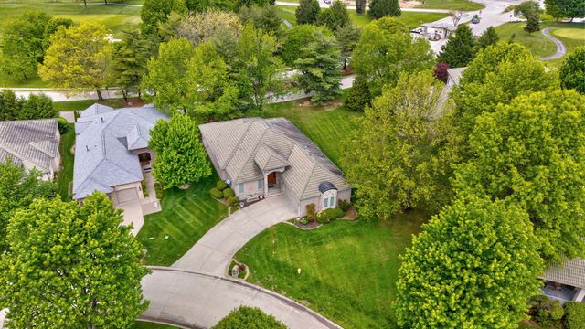 3901 E Villa Way, Springfield, MO 65809