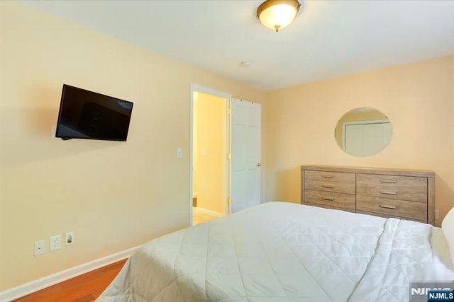 1 Arnold Palmer Court, Vernon, NJ 07462