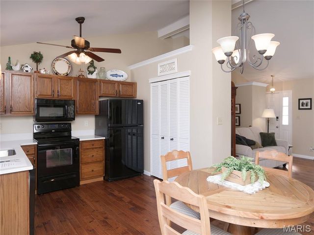 1233 Newport Landing Drive, Fenton, MO 63026