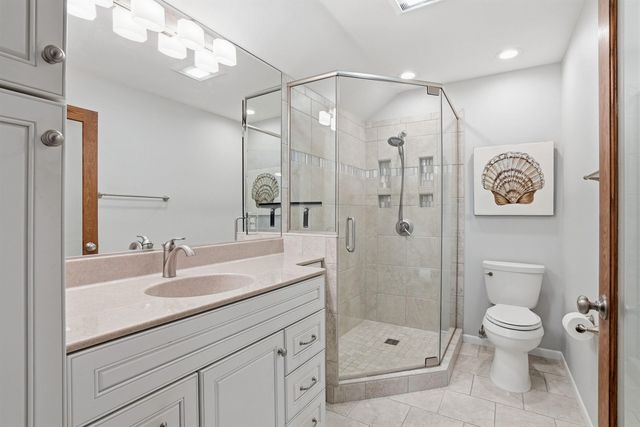 1984 Chickadee Court, Waterloo, IA 50701