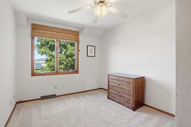 1984 Chickadee Court, Waterloo, IA 50701