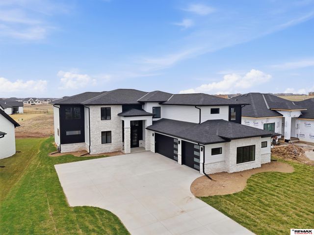 3659 Wilderness Hills Boulevard, Lincoln, NE 68516