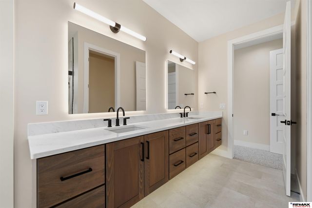 3659 Wilderness Hills Boulevard, Lincoln, NE 68516