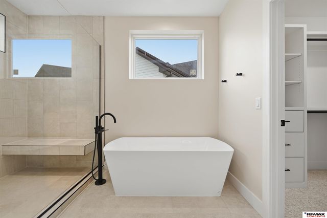 3659 Wilderness Hills Boulevard, Lincoln, NE 68516