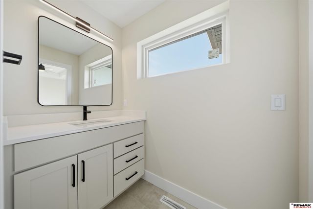 3659 Wilderness Hills Boulevard, Lincoln, NE 68516