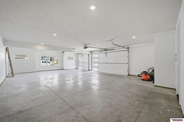 3659 Wilderness Hills Boulevard, Lincoln, NE 68516