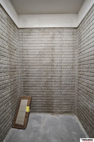 3659 Wilderness Hills Boulevard, Lincoln, NE 68516