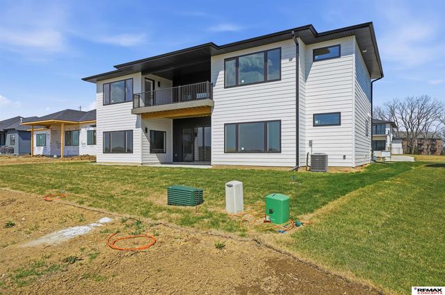 3659 Wilderness Hills Boulevard, Lincoln, NE 68516