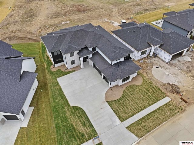 3659 Wilderness Hills Boulevard, Lincoln, NE 68516
