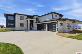 3659 Wilderness Hills Boulevard, Lincoln, NE 68516