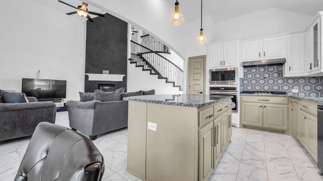 304 Winding Creek Lane, Anna, TX 75409