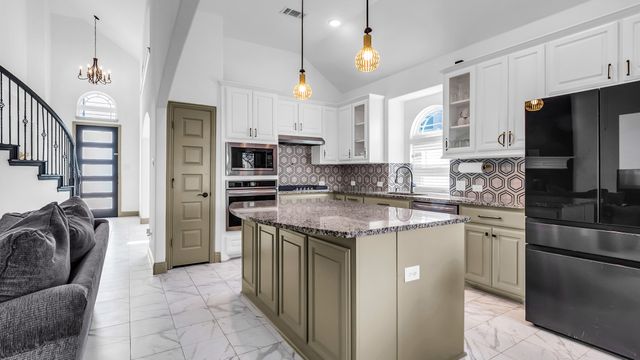 304 Winding Creek Lane, Anna, TX 75409