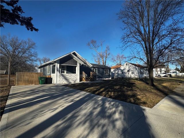 124 W 5th Street, Adrian, MO 64720