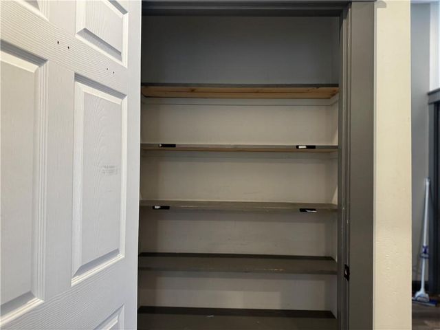 124 W 5th Street, Adrian, MO 64720