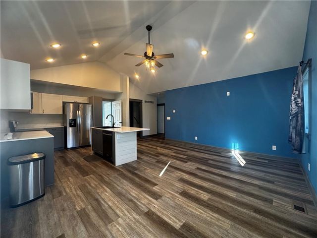 124 W 5th Street, Adrian, MO 64720