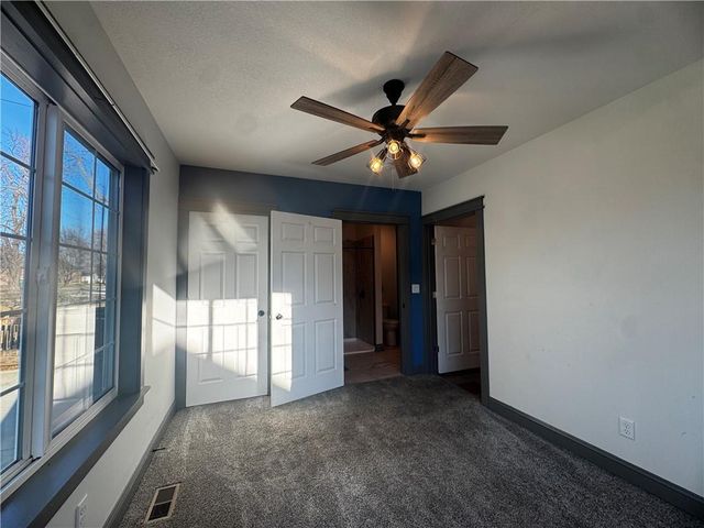 124 W 5th Street, Adrian, MO 64720