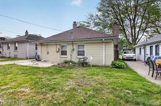 7420 Drexel Street, Dearborn Heights, MI 48127