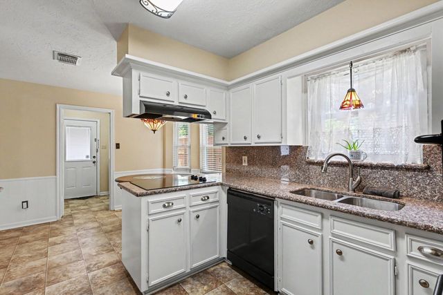 9710 Upwood Drive, Humble, TX 77338