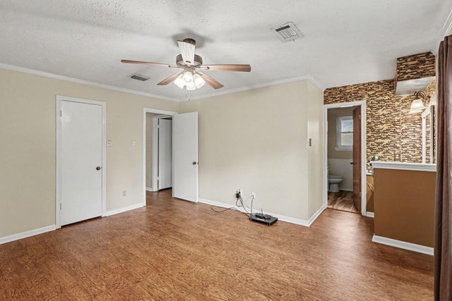 9710 Upwood Drive, Humble, TX 77338