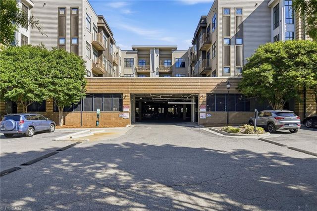 810 W 4th Street 414, Winston-salem, NC 27101