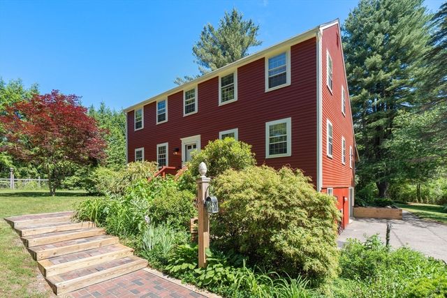 128 Fruit St, Hopkinton, MA 01748