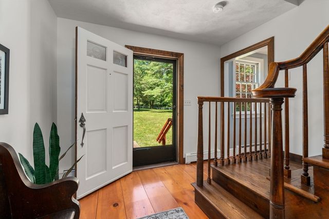 128 Fruit St, Hopkinton, MA 01748
