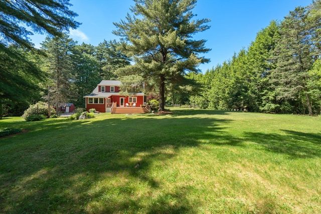 128 Fruit St, Hopkinton, MA 01748