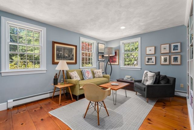 128 Fruit St, Hopkinton, MA 01748