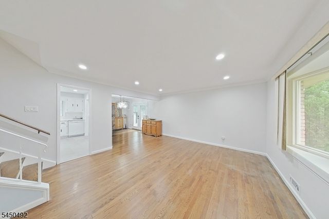 56 Eaton Pl, Bloomfield Twp., NJ 07003