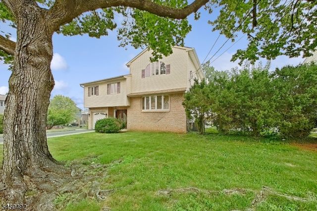 56 Eaton Pl, Bloomfield Twp., NJ 07003