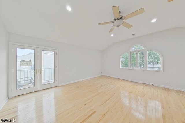 56 Eaton Pl, Bloomfield Twp., NJ 07003