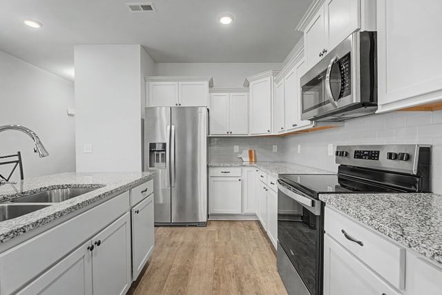 923 SE Broad St Apt A5, Murfreesboro, TN 37130