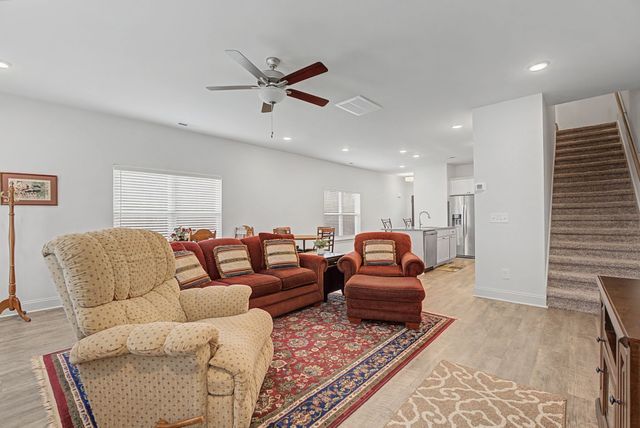 923 SE Broad St Apt A5, Murfreesboro, TN 37130