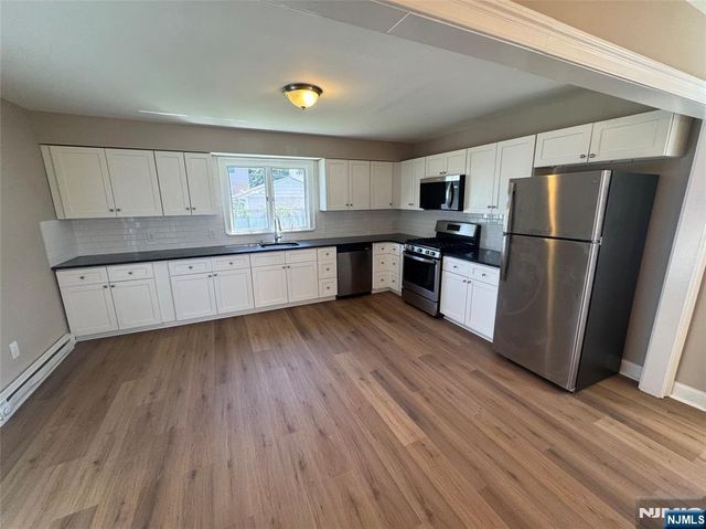 192 6th Street, Saddle Brook, NJ 07663