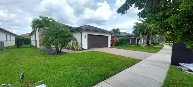 5069 Arancia LN, Ave Maria, FL 34142