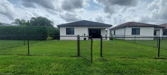 5069 Arancia LN, Ave Maria, FL 34142