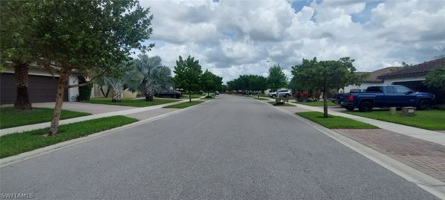 5069 Arancia LN, Ave Maria, FL 34142