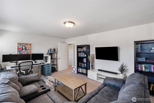 3013 13th Avenue Ct NW, Puyallup, WA 98371