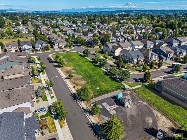 3013 13th Avenue Ct NW, Puyallup, WA 98371