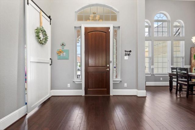 231 N Waterstone Drive, Montgomery, TX 77356